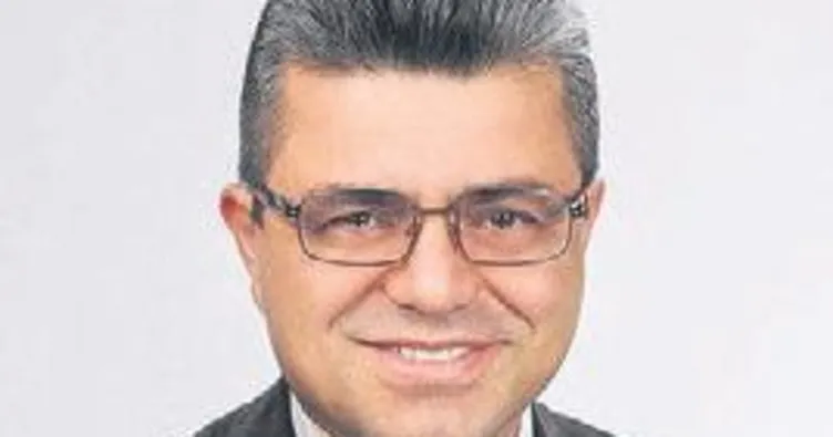 Profesör hastanenin çatısından atladı