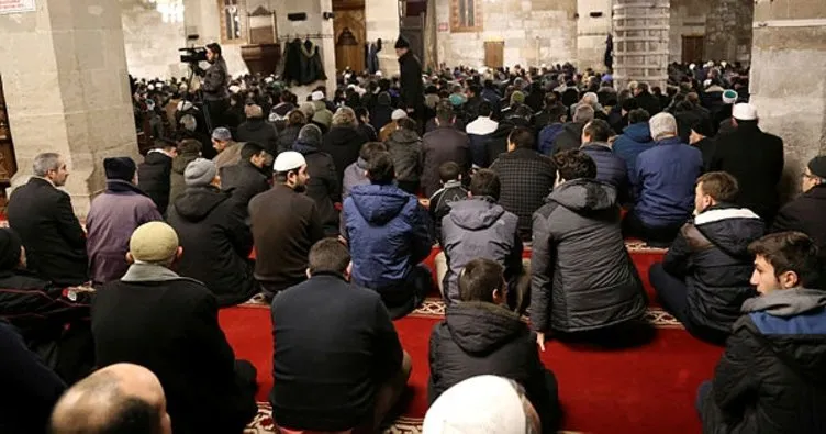 Aksaray’da ‘Annem Babam Camideyim’ programı