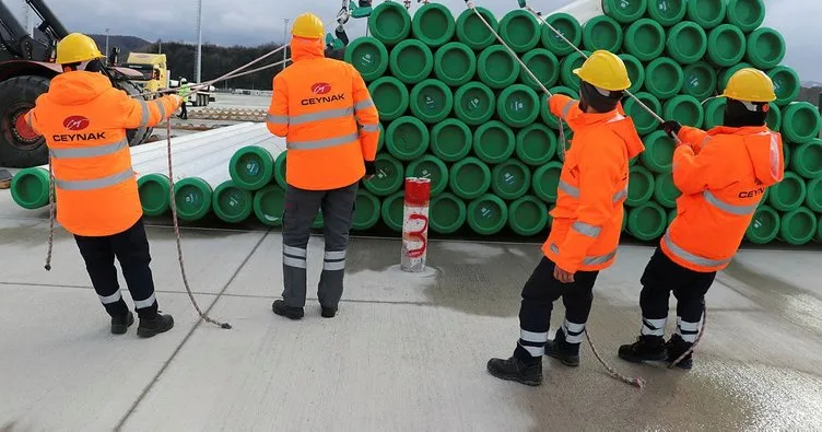 Bakan Dönmez duyurdu! Karadeniz gazını denizden karaya taşıyacak borular gelmeye başladı