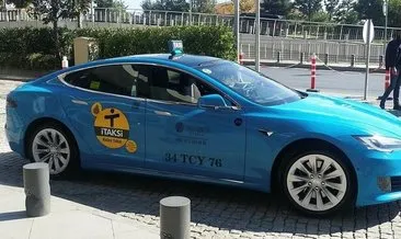 İstanbullular ’turkuaz taksi’ye yoğun ilgi gösteriyor