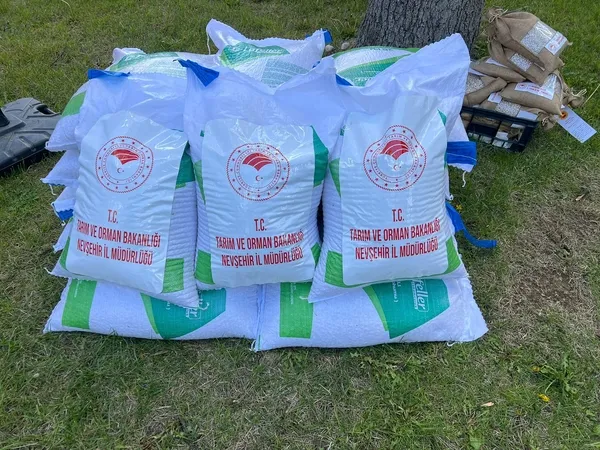 nevsehirde-79-ciftciye-22-ton-kuru-fasulye-tohumu-dagitildi-1777300747742.jpg