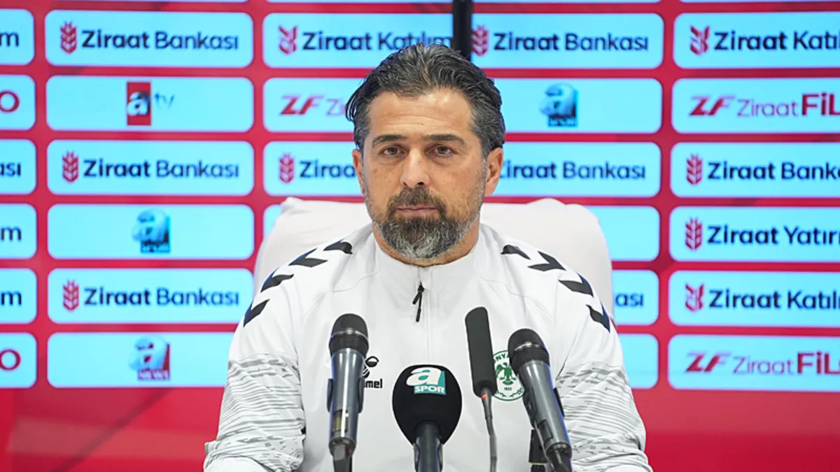 İlhan Palut: “Mücadele gücü yüksek bir maç oldu” İlhan Palut: “Mücadele gücü yüksek bir maç oldu”