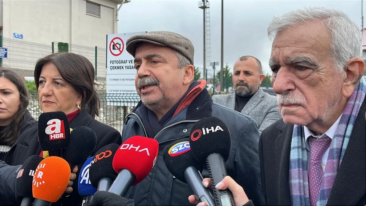 DEM Parti Heyeti Kocaeli'de: Figen Yüksekdağ ve Semra Güzel'e ziyaret