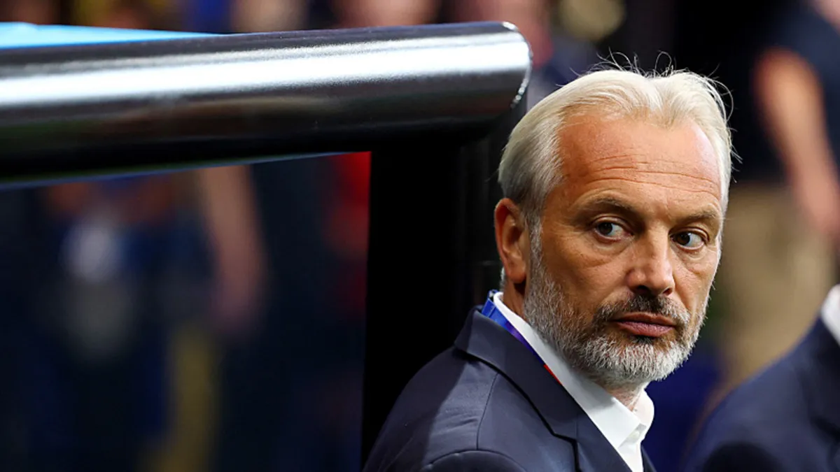 Sebastien Desabre saha kenarında