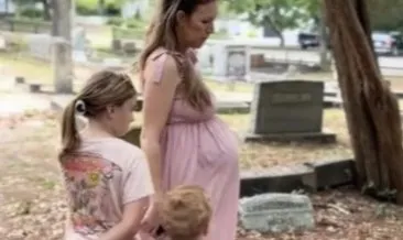 Doğacak çocuğuna isim seçmek için mezarlığa gitti!