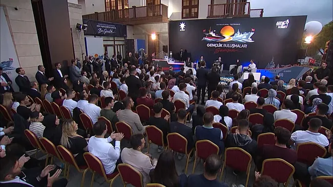 baskan-erdogan-genclerle-bulustu-samsunda-genclik-bulusmasi-1789413349259.jpeg Başkan Erdoğan Samsun'da gençlerle buluştu: