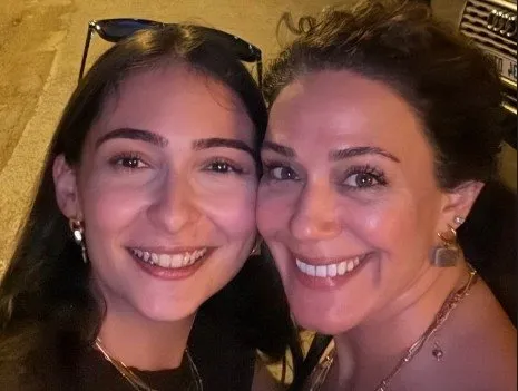 Özge Borak ikinci kez üniversiteli oldu! Hangi bölümü kazandığını açıkladı... Düşüncelerimden biri aydınlığa kavuştu