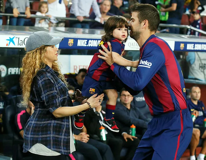 gerard-pique-ile-shakira-arasinda-sular-durulmuyor-piqueden-tepki-ceken-roportaj-1680697540191.jpg