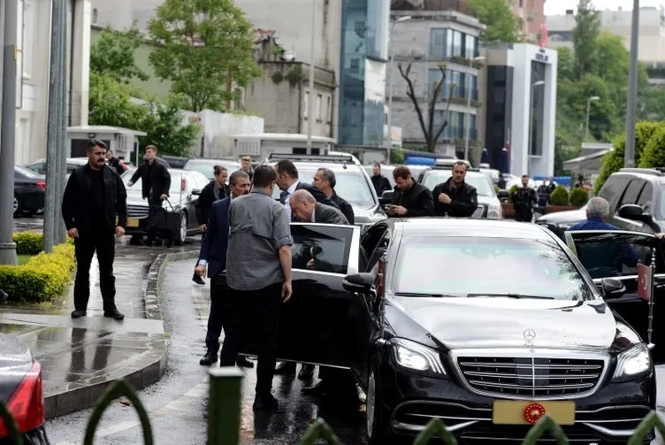 Cumhurbaşkanı Erdoğan AK Parti İstanbul İl Başkanlığı'nda