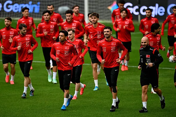 a-milli-futbol-takiminda-italya-mesaisi-tamamlandi-1790520308439.jpeg
