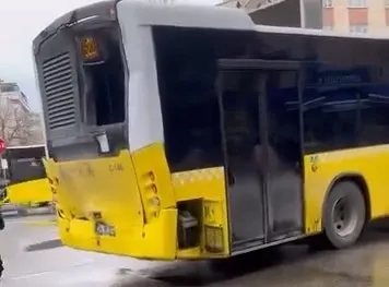 son-dakika-istanbul-sancaktepede-2-iett-otobusu-carpisti-yaralilar-var-1769076365084.jpg
