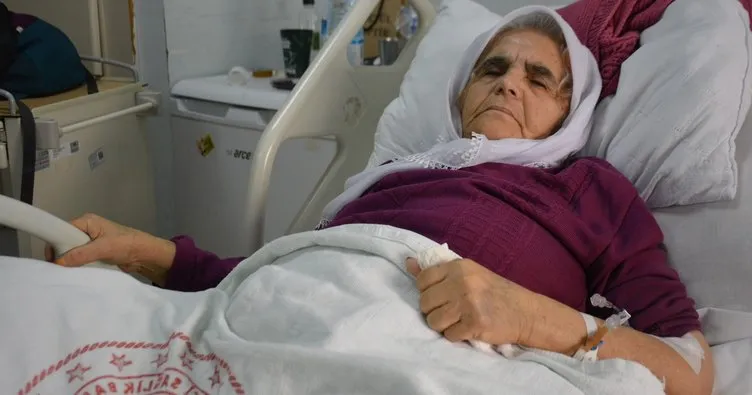 Enkazdan çıkarılan Sabriye nine: Kimsem yok, ailem yıllar önce öldü