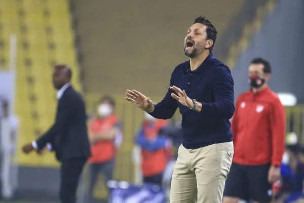 Fenerbahçe-Trabzonspor maçının ardından flaş yorum! Zeka sorunu var