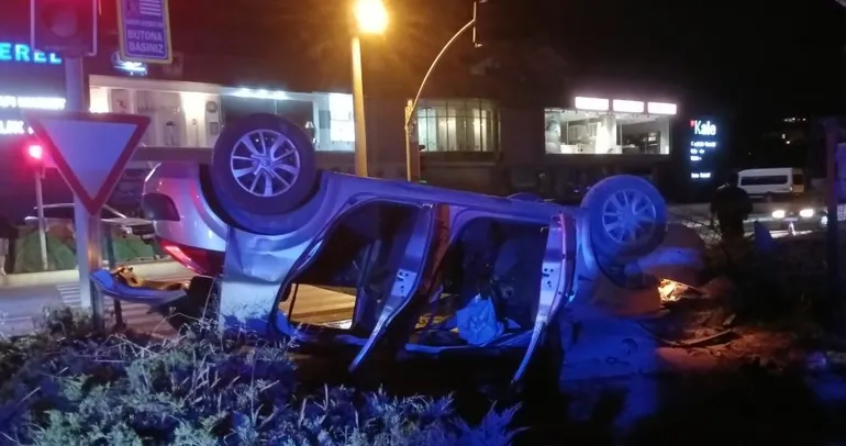 Kocaeli’de otomobil ile motosiklet çarpıştı: Yaralılar var