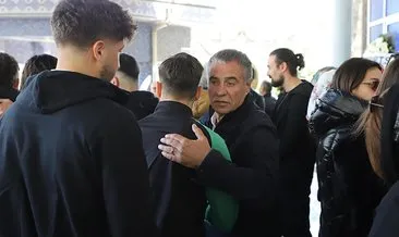 Ersun Yanal annesinden 1 hafta sonra babasını da kaybetti #denizli