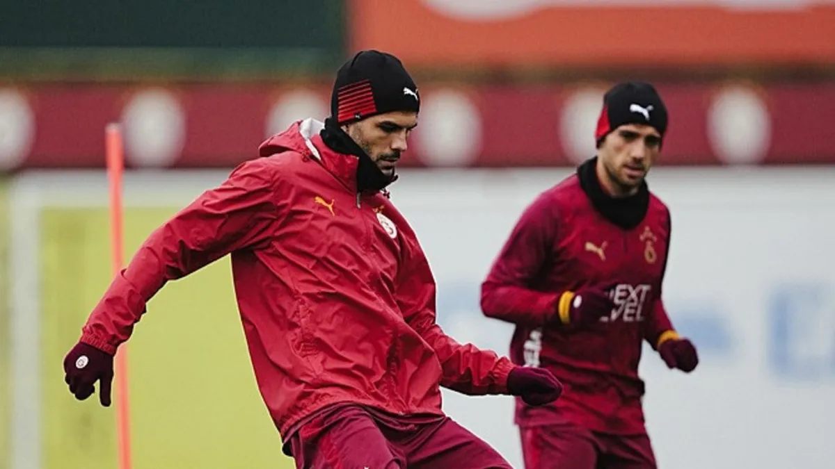 Galatasaray’da Fenerbahçe derbisi hazırlıkları sürüyor! Galatasaray’da Fenerbahçe derbisi hazırlıkları sürüyor!