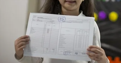 Karneler ne zaman saat kaçta verilecek, dağıtılacak? MEB 2022-2023 İlkokul, ortaokul ve liselerde karnelerin dağıtılacağı saat belli oldu mu?