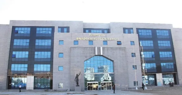 Bugün adliyeler açık mı, kapalı mı? 23 Nisan Cuma sokağa çıkma yasağında adliyeler çalışıyor mu?