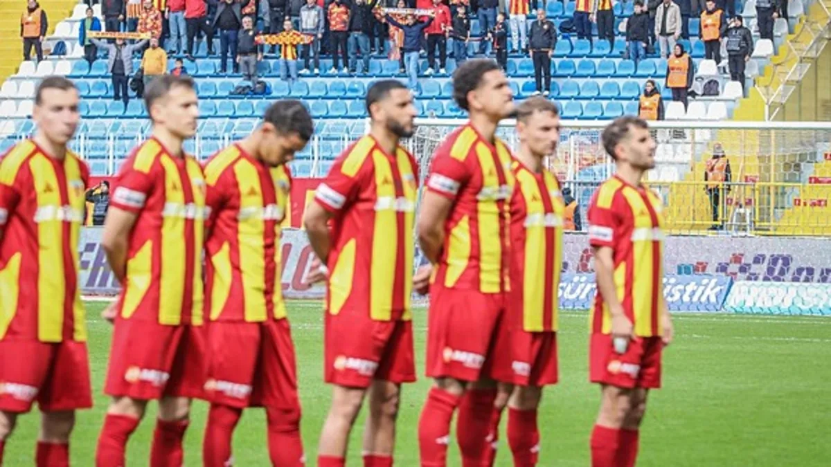 Kayserispor-Fenerbahçe maçının bilet fiyatları belli oldu! Kayserispor-Fenerbahçe maçının bilet fiyatları belli oldu!