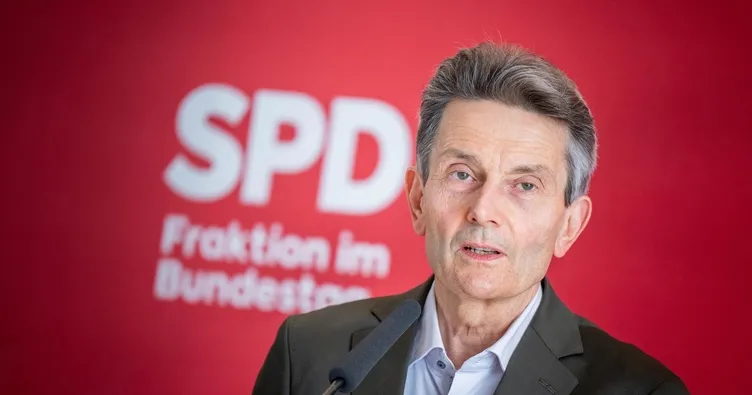 Mützenich, görevi bıraktığını açıkladı!