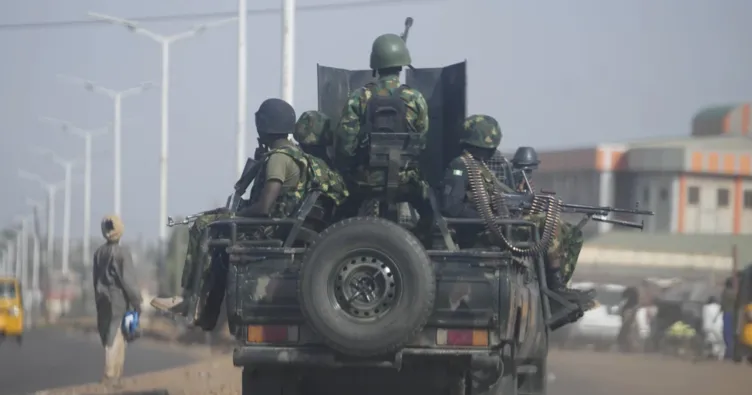 Terör örgütü ISWAP Nijerya ordusuna saldırdı: 8 asker yaşamını yitirdi
