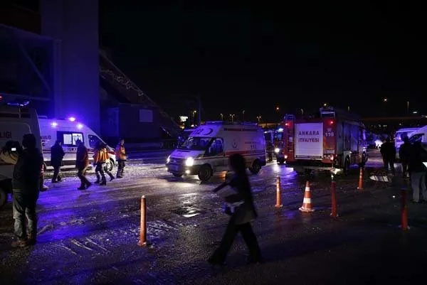 Ankara'da tren kazası! Ankara Valiliği'nden son dakika açıklaması: Ölü sayısı...
