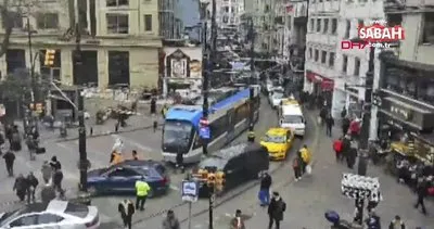 Sirkeci’de tramvay raydan çıktı! | Video