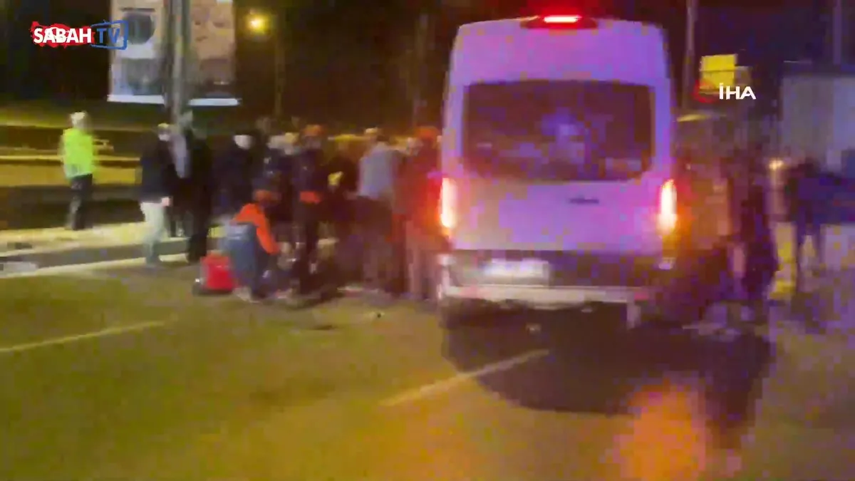 Erzurum’da servis aracı tır ile çarpıştı: 5 yaralı videosunu izle Erzurum’da servis aracı tır ile çarpıştı: 5 yaralı videosunu izle