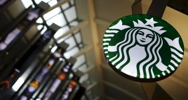 Starbucks ilk mağazasını kapatıyor