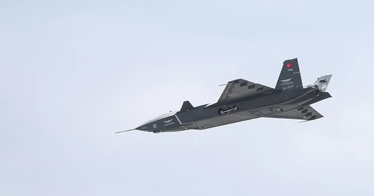 Bayraktar Kızılelma TEKNOFEST’e uçtu