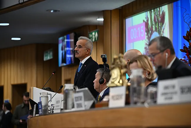 bakan-uraloglu-isbirligimizi-guclendirmede-kararliyiz-1764002329406.jpg (800×534)