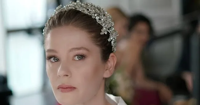 kanal d ile camdaki kiz son bolum izle ekrani camdaki kiz 9 sezon finali bolum tamami izle feride nin fikrini kim degistirecektir medya haberleri