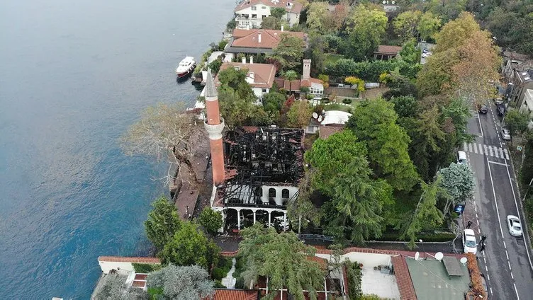 Çengelköy'de yanan tarihi Vaniköy Camii imamından son dakika açıklaması! Ziynem eşyalarımı yangın sonrası bulamadık...