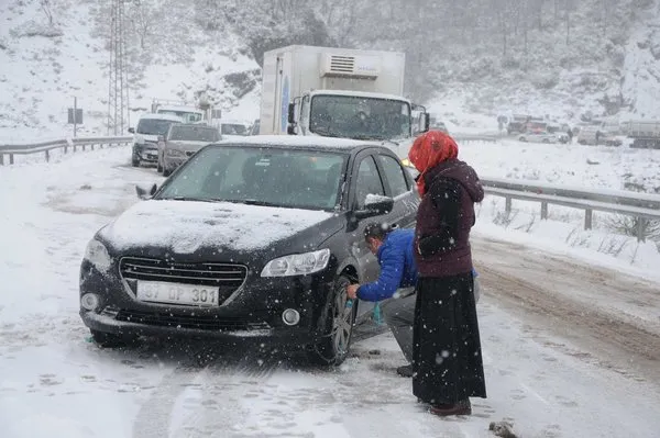 Zonguldak-Ankara yolu büyük araçlara kapandı