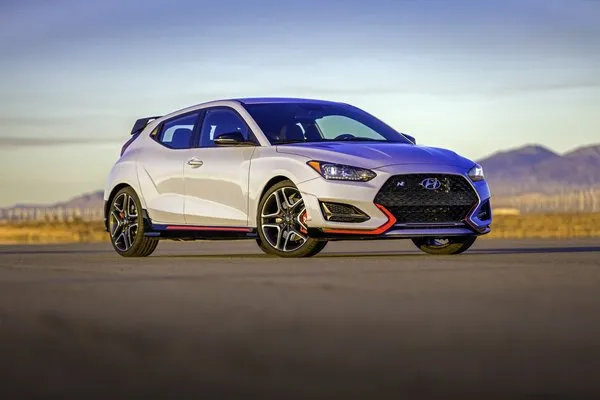 2019 Hyundai Veloster