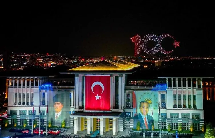 Türkiye Yüzyılı’nın marşı gururlandırdı: Evimin karşısındaki bayrak ilham oldu