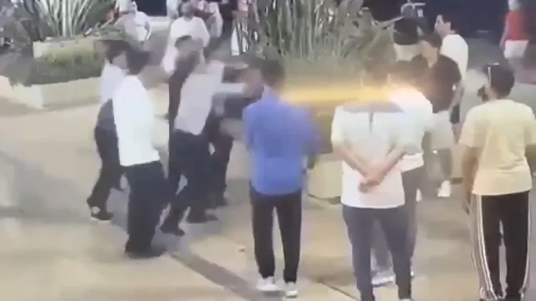 İstanbul’da çayım geç geldi kavgası: İş adamı havaya ateş açtı