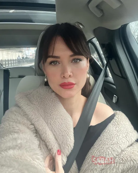 48’lik Nefise Karatay’ın gençlik sırrı ortaya çıktı! Güzelliğiyle yıllara meydan okuyor...