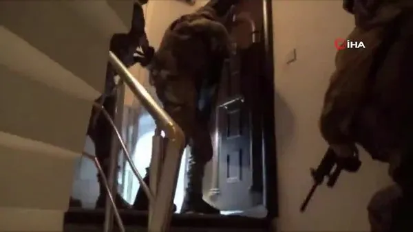 İstanbul'da DEAŞ ve El-Kaide uzantılı örgütlere operasyon anı kamerada! 10 gözaltı