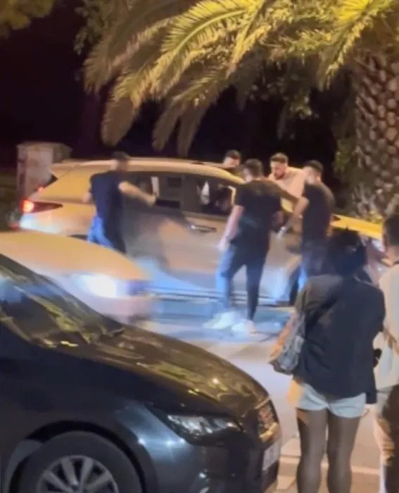 İstanbul Kadıköy’de inanılmaz olay: Bir vatandaş o anları böyle görüntüledi!