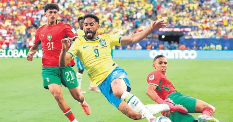 Sambacılar, Fas’a takıldı