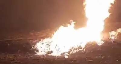Sivas'ta yıldırım düşen doğal gaz hattında yangın #sivas