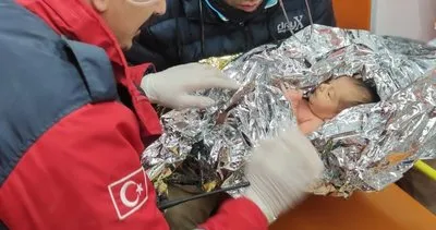SON DAKİKA: Deprem’de 90. saat mucizesi! 10 günlük Yağız bebek ve annesi herkesi ağlattı