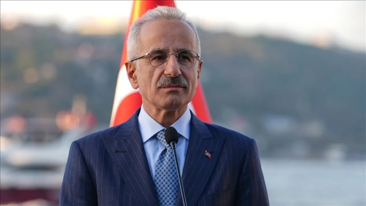Bakan Uraloğlu: Türkiye'de denize yapılan 3'üncü havalimanını tasarladık