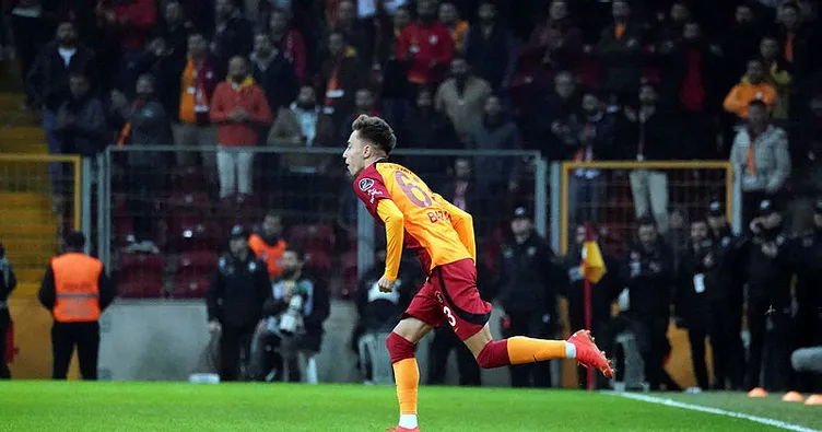 Özgür Baran Aksaka ilk lig maçına çıktı!