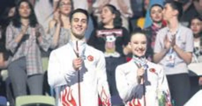 Onbaşı&Ercoş’tan gümüş geldi