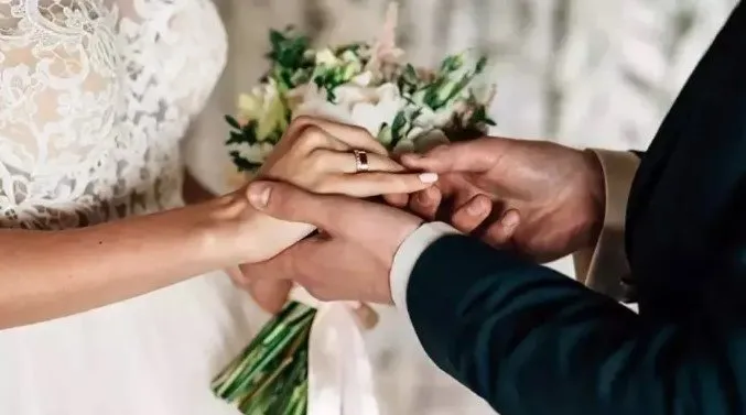 SON DAKİKA: Evlenecek gençlere kredi desteği! Aile ve Gençlik Fonu kuruluyor: TBMM’de kabul edilerek yasalaştı!