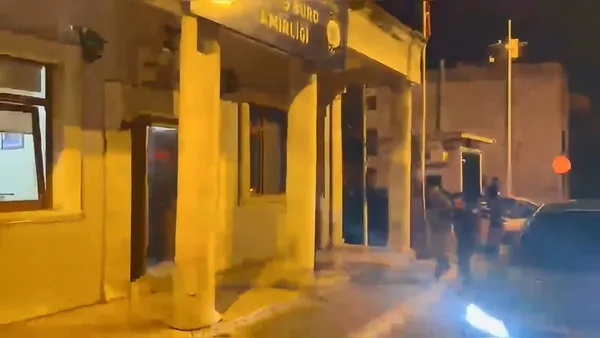 eyupsultanda-film-gibi-operasyon-polis-gunlerce-adim-adim-izledi-durmadan-arayan-o-isim-cephaneligi-desifre-et-1793177366204.jpg