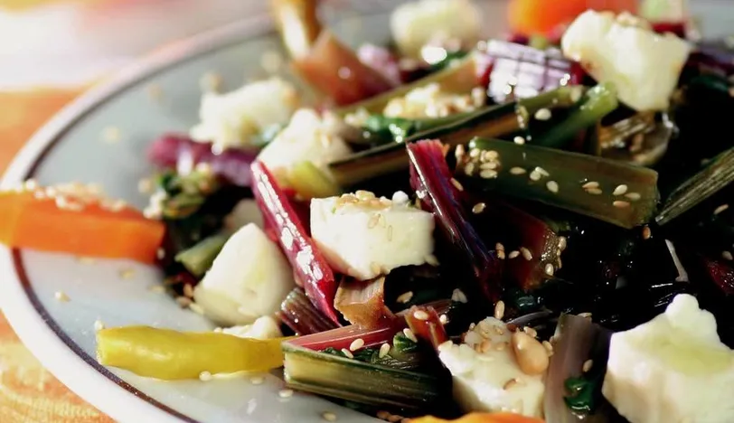 Kırmızı Pancar Sapı Salatası