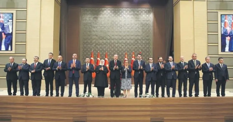 Başkan Erdoğan’dan hizmet kabinesi